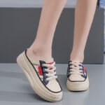 half-slippers women's high-end mesh sandals - Image 4