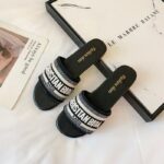 summer new embroidered letter slippers holiday beach flip flops for women - Image 4