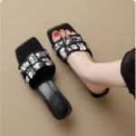 fashionable small fragrance style fashionable exquisite high-end sandals - Image 6