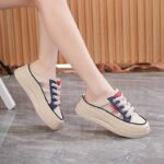 half-slippers women's high-end mesh sandals - Image 3