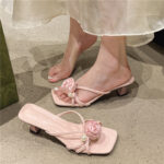 Fashionable, exquisite and beautiful matching skirt thick-heeled sandals for women - Image 2