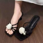 Fashionable, exquisite and beautiful matching skirt thick-heeled sandals for women