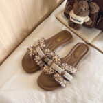 new seaside vacation beach flip flops fashionable and comfortable sandals - Image 5