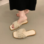 new style pearl fashion flat bottom no tired feet non-slip beach small fragrance style sandals - Image 7