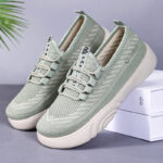 Women's autumn mesh breathable casual shoes new lightweight women's shoes soft soles