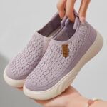 casual shoes soft sole mother's shoes mesh breathable women's shoes - Image 2