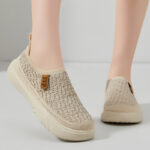 casual shoes soft sole mother's shoes mesh breathable women's shoes - Image 5