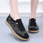 old Beijing cloth shoes for women - Image 4