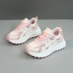 Korean style new chunky sneakers for women