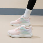 Trendy Korean style women's flyknit sneakers, spring 2025 - Image 4