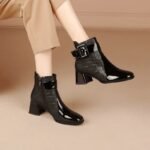 autumn new style, fleece-lined fashion boots, chunky heel short boots - Image 3