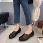 New Style Mother's Shoes, Comfortable Soft-Soled Flat Shoes for Middle-Aged and Elderly Women, - Image 9
