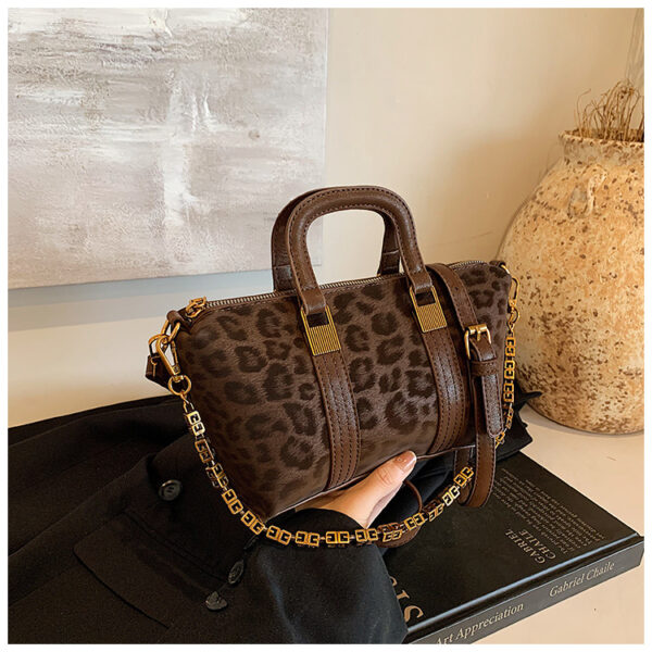 Retro Leopard Print Handbag New Fashion Small Popular Internet Super Popular Crossbody Bag