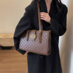 Large-Capacity Bag 2025 New Autumn and Winter High-End Shoulder Bag - Image 3