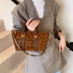 Retro Leopard Print Handbag New Fashion Small Popular Internet Super Popular Crossbody Bag - Image 3