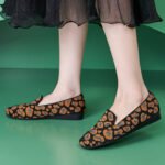 New 2025 Retro Leopard Print Flat Shoes Easiest for Match Lightweight Soft Plaid Large Size Women's Shoes - Image 2