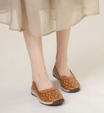 Amazon Beans Shoes Embroidered Vintage Hanfu Embroidered Soft Bottom Casual Shoes - Image 6