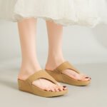 New Style Platform Flip-Flops for Women, Fashionable Casual Beachwear, Non-Slip Soft Sole, Summer Wedge Heel Sandals - Image 9