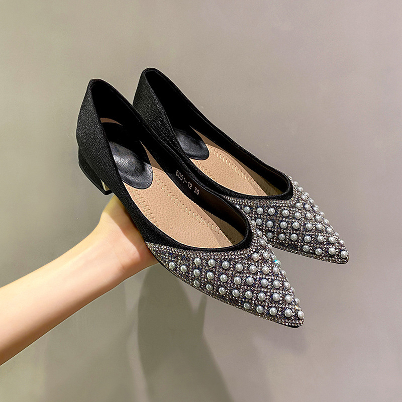 O1CN01UbkbRm1c5UTpRVkI1_!!2213752663549-0-cib New Low Heel Classic Fashion All-match Pointed 3cm Chunky Heel Shallow Rhinestone Pearl Mesh Single-layer Shoes for Women - Image 1