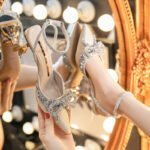 Jinbu Kangnian New Style Cyber ​​Celebrant Rhinestone Bow High Heels Women's Stiletto Heel Pointed Tape Design - Image 2
