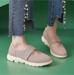 Non-Slip Breathable Women's Single Shoes with Color-Blocking Design