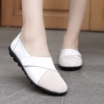 Cross-Border Large Size Women's Shoes Casual Versatile Women's Flats Low-Top Velcro Beanie Shoes Loafers - Image 4