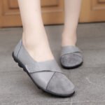 Cross-Border Large Size Women's Shoes Casual Versatile Women's Flats Low-Top Velcro Beanie Shoes Loafers - Image 2