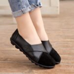 Cross-Border Large Size Women's Shoes Casual Versatile Women's Flats Low-Top Velcro Beanie Shoes Loafers - Image 9