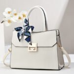New High-end Embroidered Handbag Fashion Trendy Cross-border All-match Crossbody Bag High-end Large-capacity Shoulder Bag - Image 6