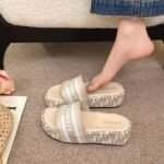 D Home Letter Embroidered Thick Slippers 2026 Spring and Summer New Korean Fashion Height Increased Outdoor One-word Sandals for Women - Image 3