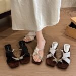 French-Style Exquisite Sandals for Women, Summer 2026 New Model, Trendy Pigeon Egg Rhinestones, Suitable for Wearing with Dresses, High Heels - Image 6