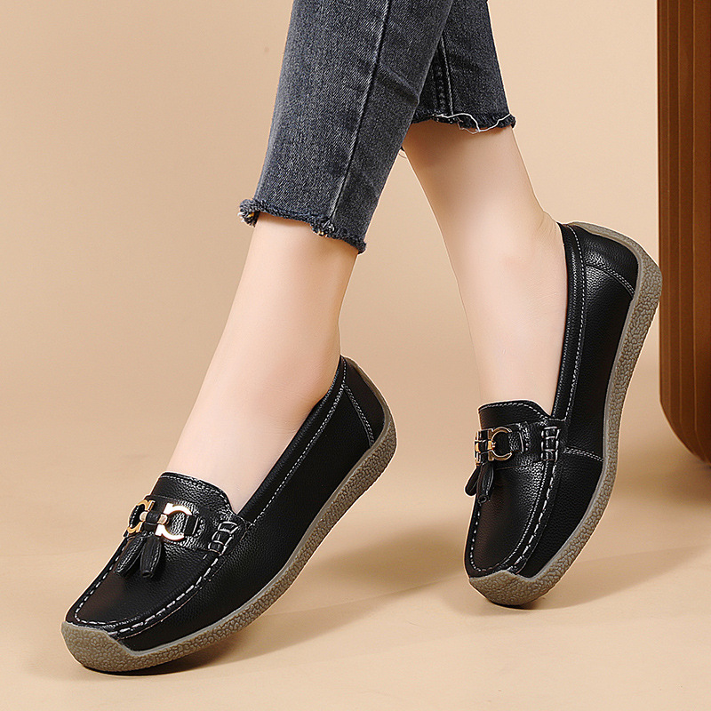 O1CN01tM98yz29l3wcSwHoR_!!2099708107-0-cib Cross-border Doug Shoes Spring and Autumn New Women's All-match Mother Shoes Non-slip Slip-on Soft Sole Not Tired Four Seasons Single-layer Shoes - Image 1