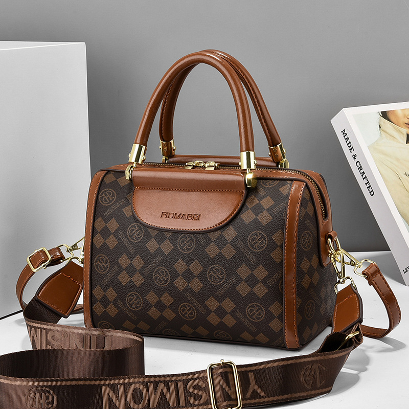 O1CN014jR6BY1zVoQkQBT8n_!!2211281206720-0-cib Bags 2026 New Large Capacity Boston Women's Bag Fashion Large Capacity Handbag Shoulder Crossbody Pillow Bag Women - Image 1