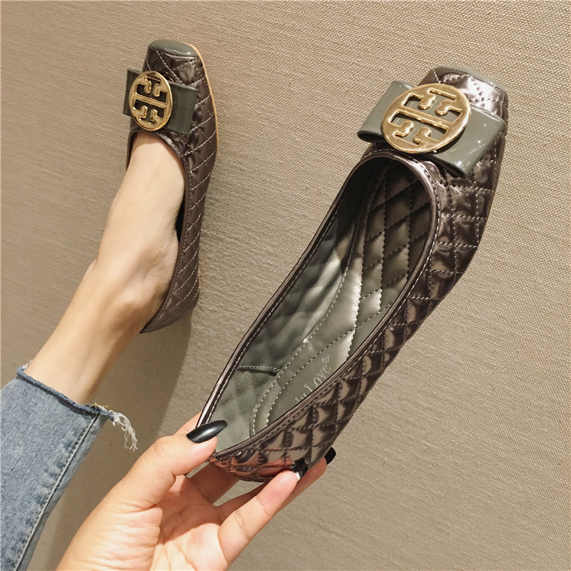 O1CN0175HEsI2MAximq690I_!!2219209049788-0-cib 38-39 SIZE Breathable Work Flat Thick Heeled Soft Sole Non-slip Small Size Single-layer Shoes plus size Women’s Shoes - Image 1