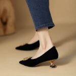 36-38 SIZE Commuter French Suede Work Shoes Not Tired Feet Women’s Professional Thin Heel Small Size New Pointed Black Low Heel Shoes - Image 3