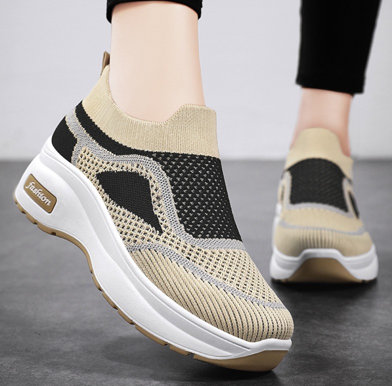 Screenshot 2025-10-08 231434 36 SIZE Women’s autumn new thick-soled casual shoes, soft-soled comfortable height-increasing shoes - Image 1