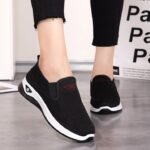 39 SIZE TEMU shoes women’s spring and summer old Beijing cloth shoes