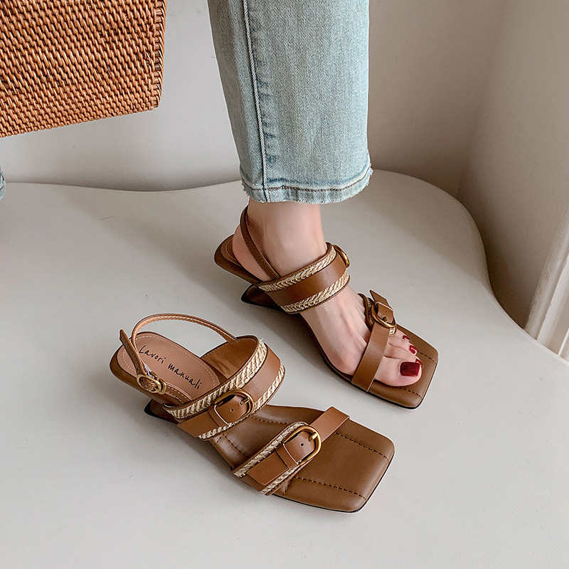 O1CN01MNumte1jCYCDxzzN3_!!2222161504512-0-cib Soft Leather Version~Square-Toe French-Style One-Strap Wedge Sandals with Woven Metal Buckle, Elegant Resort-Style Roman Shoes with Unique-Shaped Heels - Image 1