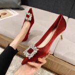 Elegant Rhinestone High Heels for Women, Black Low Heel, 2025 New Autumn Pointed Toe Shallow Mouth Off-White Thin Heel Pumps