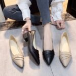 Pointed-toe high heels, 2026 new spring style, women's mid-heel, black soft-soled leather shoes, chunky heel, work shoes. - Image 7