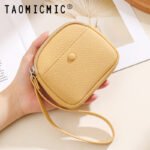 Yueqiankai Fashionable and Simple Hand-Held Coin Purse, Multi-Functional Mini Purse That Can Hold Lipstick, Zipper Earphone Bag Purse