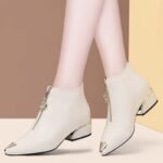 2026 Women's Genuine Leather Chunky Heel Pointed Toe Shoes, Stylish and Versatile, New Spring/Autumn British Style Ladies' Shoes - Image 5