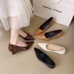 2026 Spring New Style Wedge Heel Shallow Mouth Single Shoes for Women, Pointed Toe French Style Small Leather Shoes, 5cm Internal Height Increase, Large Size Work Shoes - Image 9