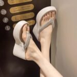 Fashionable Rhinestone High-Heeled Soft-Soled Flip-Flops That Are Not Tiring for the Feet, High-End Flip-Flops with Skirts and Sparkling Diamond Beach Flip-Flops - Image 2