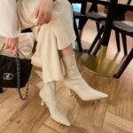 French-style pointed-toe ankle boots for women, new autumn/winter 2026, low heel, fashionable soft leather, versatile, fleece-lined, slimming, and ankle boots. - Image 6