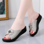 [Solid Bottom] Foreign Style Outgoing Fashion Joker Brand Mid-heel Non-slip Soft Bottom Women's Sandals and Slippers for Women - Image 10