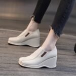 Women's Soft Leather Shoes with Hidden Height Increase, 2026 Spring and Autumn New Style, High-Heeled Deep-Cut Single Shoes, British Style Wedge Leather Shoes