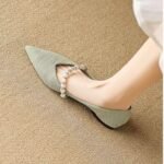 Women's single shoes 2026 new summer flat shoes, pearl loafers, gentle evening style shoes that pair well with skirts - Image 2