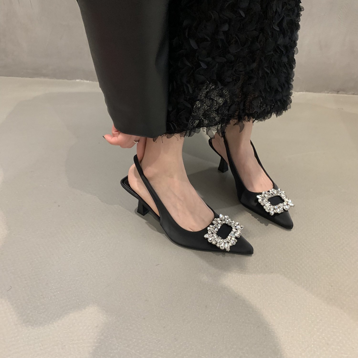 O1CN01a3D3L11d5K7uYgnxj_!!2217664923684-0-cib French Style Chanel High Heel Evening Toe Sandals Women's Shoes 2024 New Spring and Summer Rhinestone Pointed Shoes - Image 1