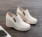 Women's Soft Leather Shoes with Hidden Height Increase, 2026 Spring and Autumn New Style, High-Heeled Deep-Cut Single Shoes, British Style Wedge Leather Shoes - Image 8